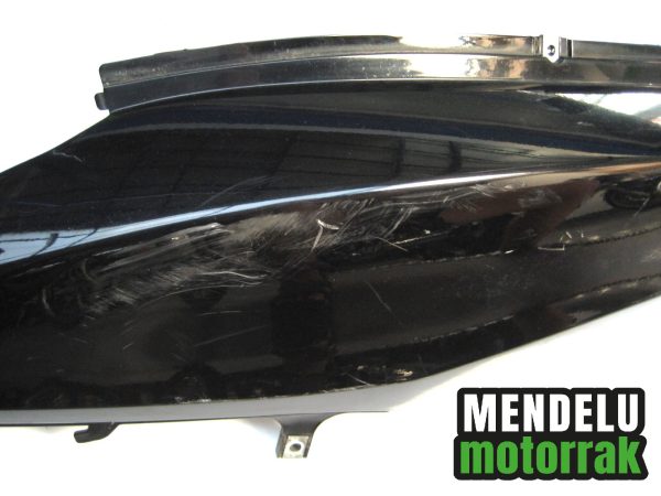 Colin, carenado lateral trasero izquierdo, cacha lateral de Honda Vision 50 2012-2017 y Honda Vision 110 (NSC110). Ref: 83600-KZL-9300