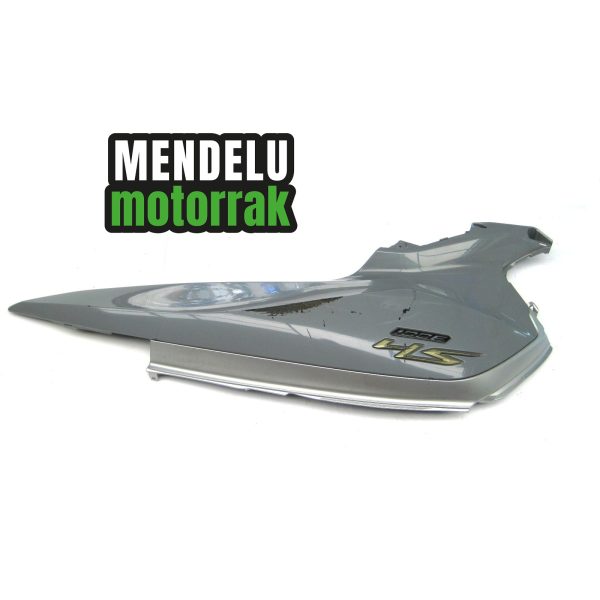 Carenado lateral trasero izquierdo y moldura para Honda SH 300 2015-2020 (SH300). Ref: 83600-K53-D000 / 83420-K53-D000