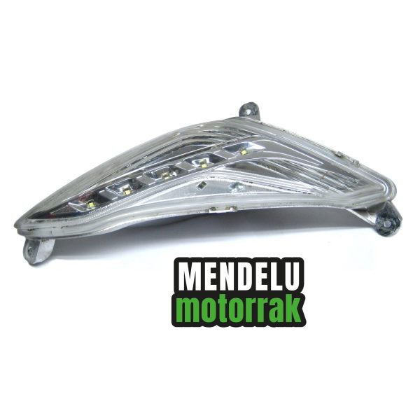 Intermitente delantero derecho Piaggio Beverly 125 300 2010-2015 / 350 2013-2016. Ref: 642665-DX / tri.o.m 338910-DX.