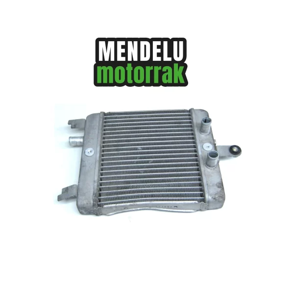 Radiador de Suzuki Burgman 125  200 2014-2020 (UH125 UH200). Ref: 17710-03H20-000