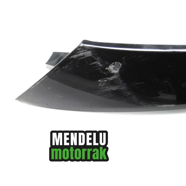 Carenado frontal en V de Suzuki Burgman 125 2007-2013 (UH125). Ref: 48131-03H