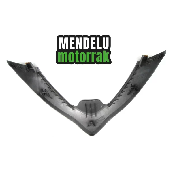 Carenado frontal en V de Suzuki Burgman 125 2007-2013 (UH125). Ref: 48131-03H