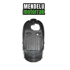 Cubierta protector radiador de Piaggio Beverly SRT 125 300 2010-2015. Ref: 656340