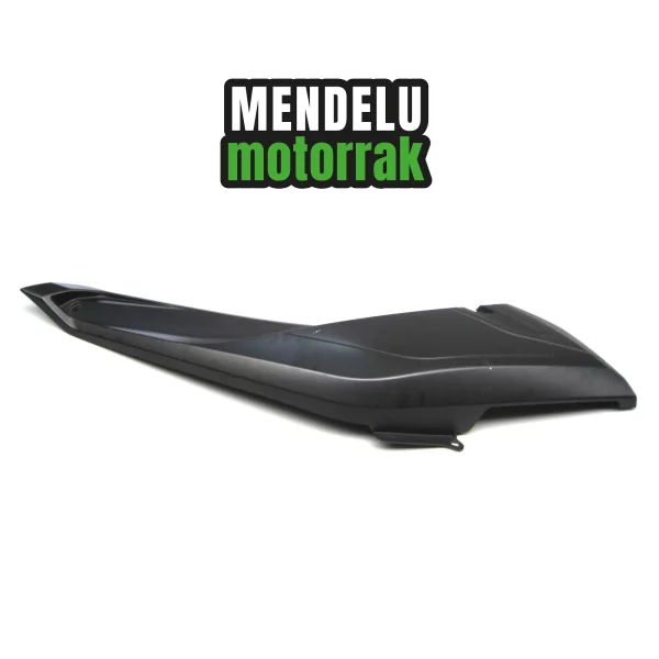 Carenado lateral bajo asiento derecho de Yamaha X-MAX 125 14-16 (YP125R). Ref: 2DM-F1726