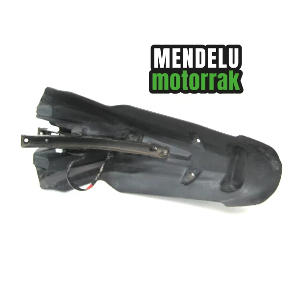 Guardabarros portamatrícula, soporte, catadióptrico y luz de matrícula de Piaggio Beverly S 300 2016-2017 IE Sport. Ref: 672618 / 58235R / 58233R / 657193R5