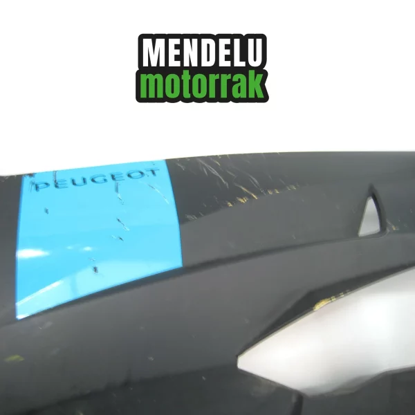 Carenado quilla izquierda de Peugeot 50 SpeedFight 4. Ref: 1179251000 / 2003162100