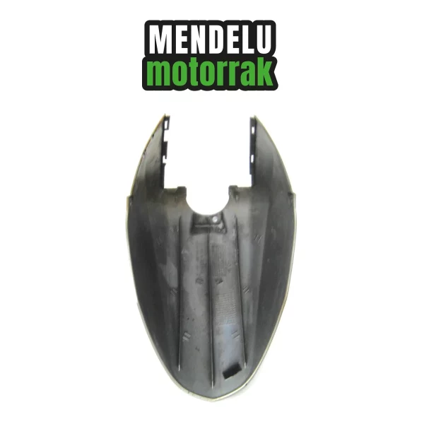 Guardabarros delantero de Honda Lead 100 2003-2010 (SCV100). Ref: 61100-KRPA-9000