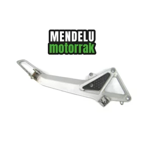 Soporte estriberas derecho de Honda CB 600 F Hornet 2003-2004 (CB600F PC36). Ref: 50650-MBZ-G00ZB / MBZ-R