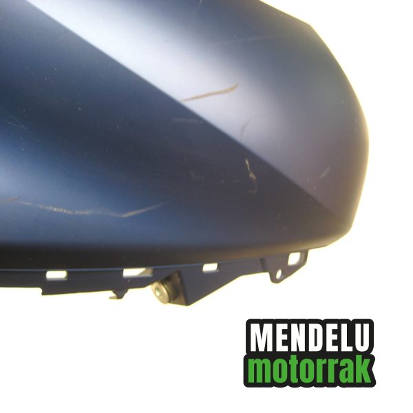 Carenado frontal derecho Yamaha X-MAX 300 2018-2020 (CZD300 BY3). Ref: BL1-F8377-00