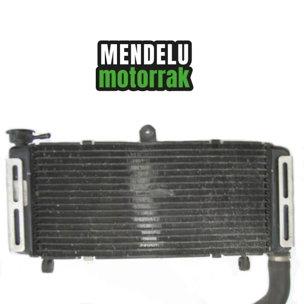 Radiador, manguitos,  Honda CB600F Hornet 2003-2004 (CB600F PC36). Ref: 19010-MBZ-K01 / 40546-MBZ-G00 / 19501-MBZ-610 / 19120-MBZ-G00 / 19504-MBZ-610 / 37760-MT2-003